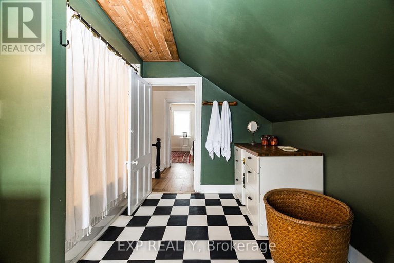 29376575/23-norma-street-s/arnprior/arnprior/ontario/K7S3B2_31