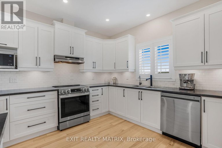 28647082/9-sarah-street/casselman/casselman/ontario/K0A1M0_11