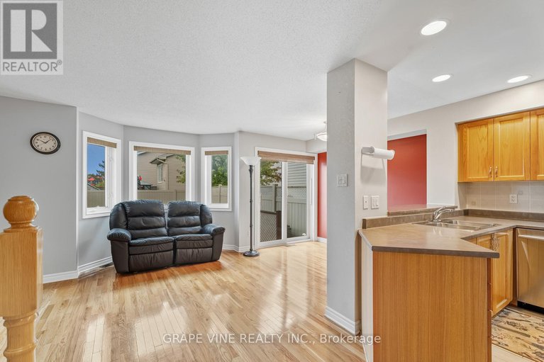 28976000/16-cedar-valley-drive/bridlewood/ottawa/ontario/K2M2Y5_9