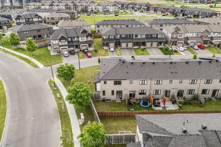 28488850/833-dynasty-street/avalon-east/ottawa/ontario/K4A4T7_7