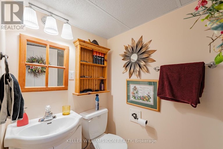 29080348/320-donald-b-munro-drive/carp/ottawa/ontario/K0A1L0_27