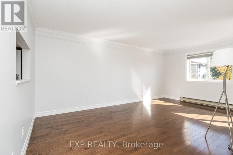 28936753/317-270-brittany-drive/viscount-alexander-park/ottawa/ontario/K1K4M3_7