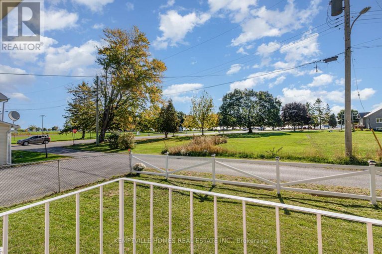28943106/8-gibson-lane/morrisburg/south-dundas/ontario/K0C1X0_22