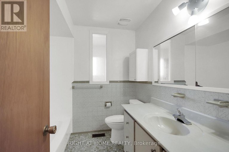 28631481/2257-prospect-avenue/alta-vista/ottawa/ontario/K1H7G2_22