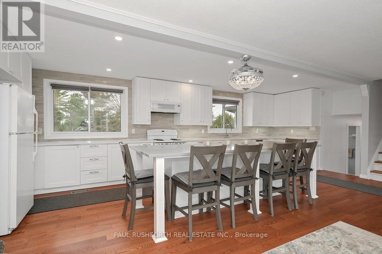 29686450/250-poole-street/mcnabbraeside-twps/mcnabbraeside/ontario/K7S1J2_11