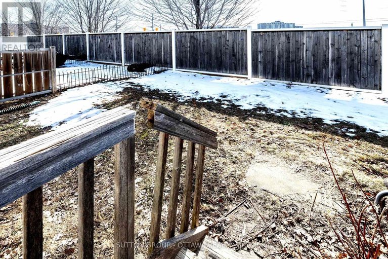 29530917/110-chartley-private/ridgemont/ottawa/ontario/K1V2J6_28