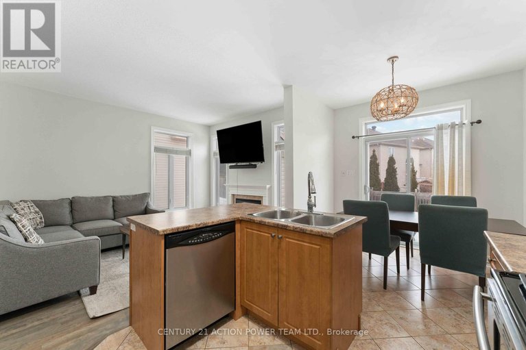 28387395/965-gosnell-terrace/fallingbrookgardenway-south/ottawa/ontario/K4A5C5_13