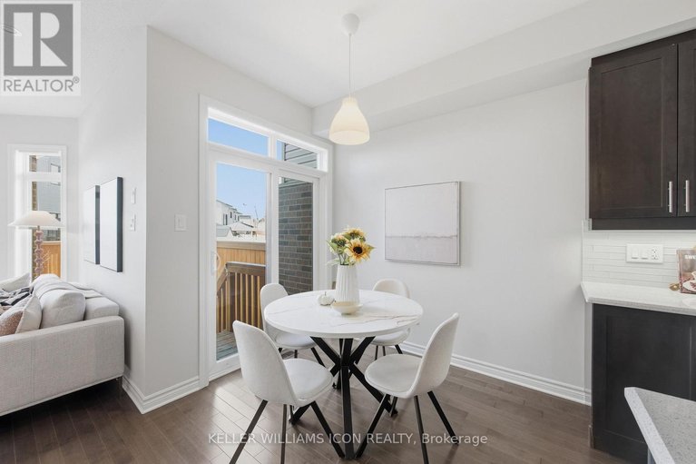 29642733/636-tennant-way/riverside-southgloucester-glen/ottawa/ontario/K4M0C7_9