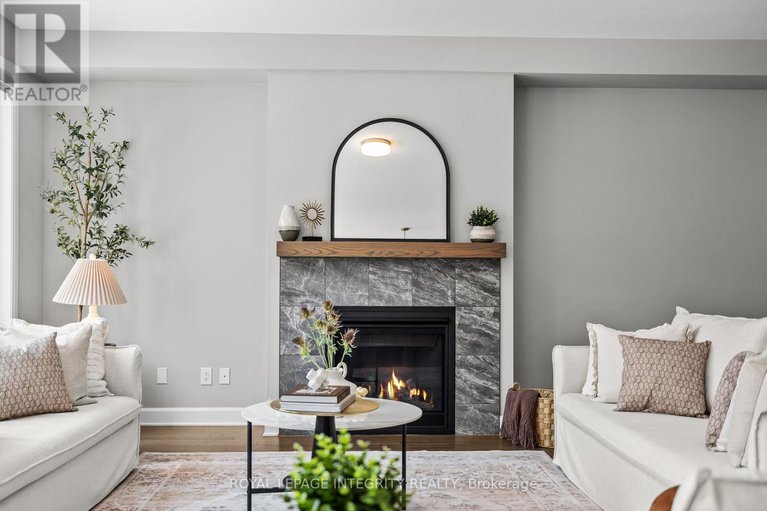 29093946/652-moonflower-crescent/blossom-parkkemp-parkfindlay-creek/ottawa/ontario/K1T0X8_13