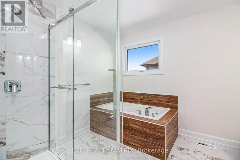 28975746/1311-fribourg-street/embrun/russell/ontario/K0A1W0_13