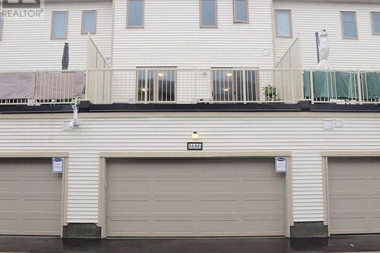 29172011/1686-maple-grove-street/stittsville-north/ottawa/ontario/K2S2R3_16