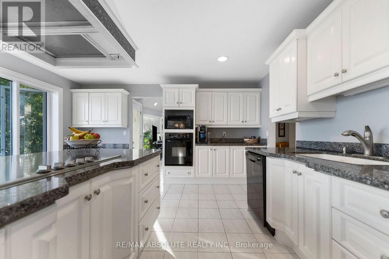 28810796/1724-river-road/mcnabbraeside-twps/mcnabbraeside/ontario/K0A1G0_16