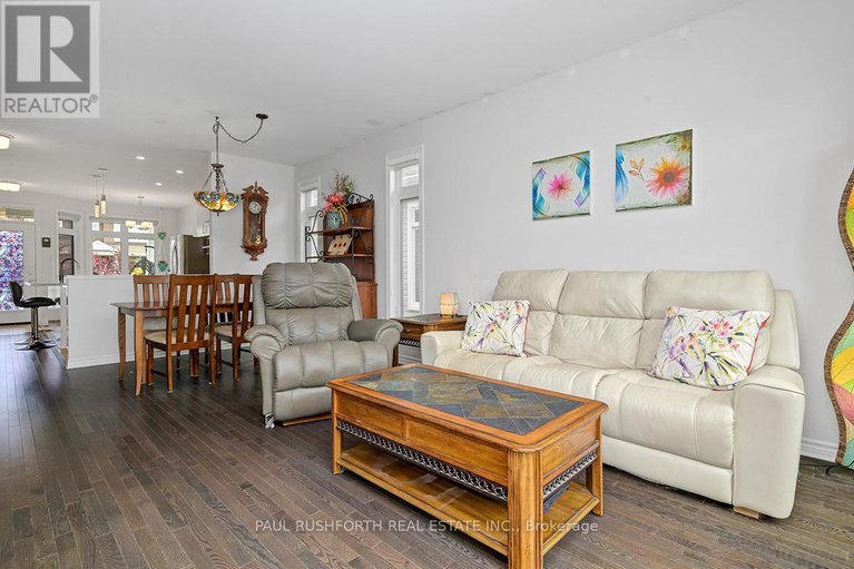 28479705/552-silverbell-crescent/blossom-parkkemp-parkfindlay-creek/ottawa/ontario/K1T0P1_6