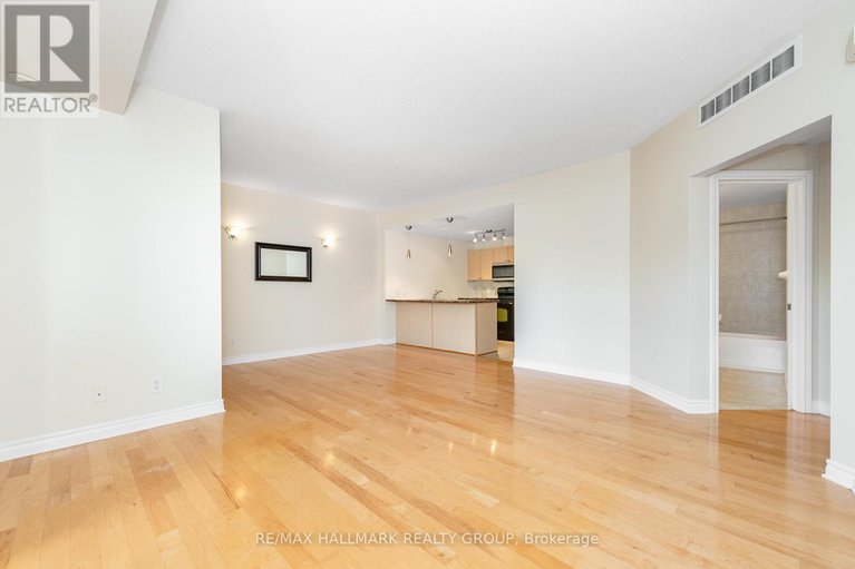 28644331/d-1101-stittsville-main-street/stittsville-north/ottawa/ontario/K2S0C7_23