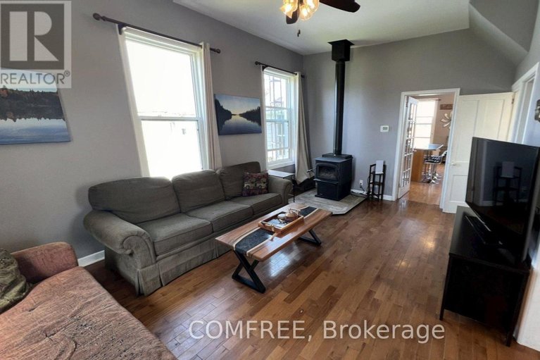 29673248/11768-highway-7/mississippi-mills-ramsay-twp/mississippi-mills/ontario/K7C0T7_12