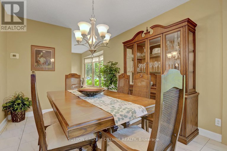 28874659/124-post-road/glencairnhazeldean/ottawa/ontario/K2L1L2_15