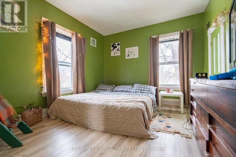 29460583/274-bishop-street-n/alexandria/north-glengarry/ontario/K0C1A0_15