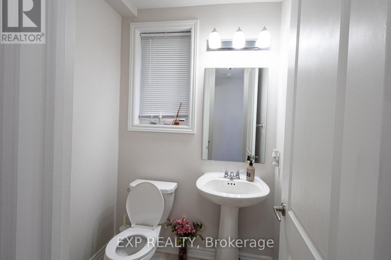 29626610/1008-carden-lane/orleans-village/ottawa/ontario/K1W0N3_13