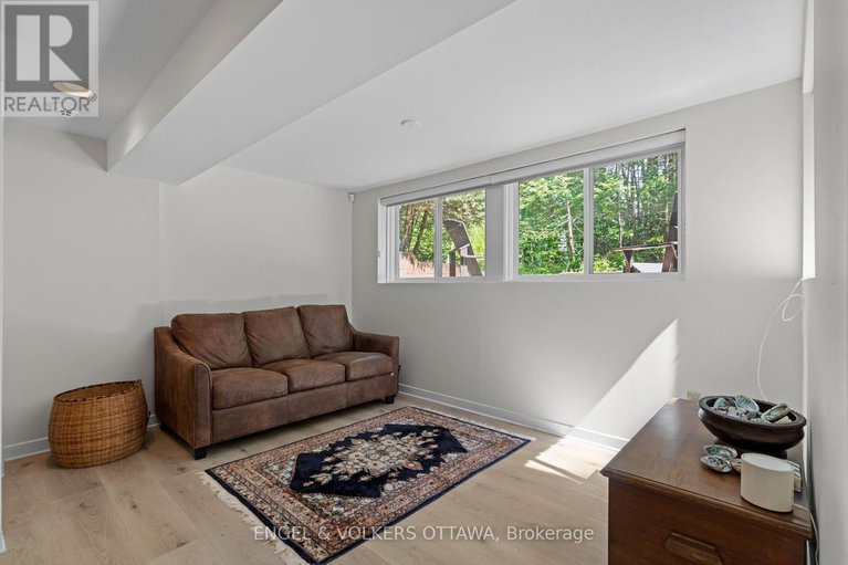 28072674/5468-torbolton-ridge-road/woodlawnmaclarens-landingkilmaurs/ottawa/ontario/K0A3M0_32