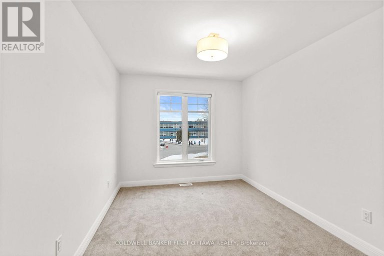 28420939/1322-whitlow-grass-way/morgans-grantsouth-march/ottawa/ontario/K2W0N5_23