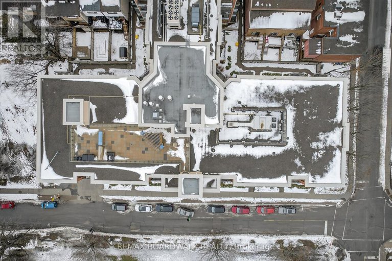 29486780/116-316-bruyere-street/lower-town/ottawa/ontario/K1N0C3_32