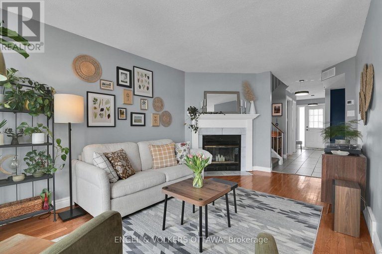 29449585/66-hummingbird-crescent/cedargrovefraserdale/ottawa/ontario/K2J3A3_28