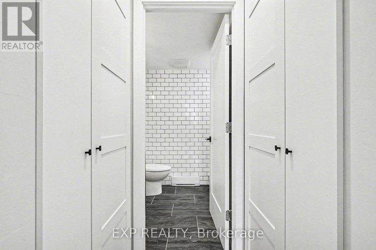 29332526/801-154-nelson-street/lower-town/ottawa/ontario/K1N7R5_18