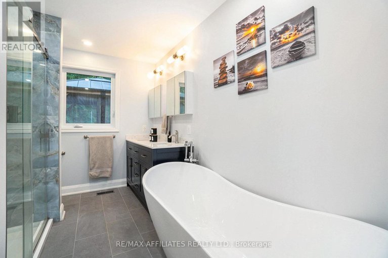 28854774/319-riverwood-drive/woodlawnmaclarens-landingkilmaurs/ottawa/ontario/K0A3M0_16