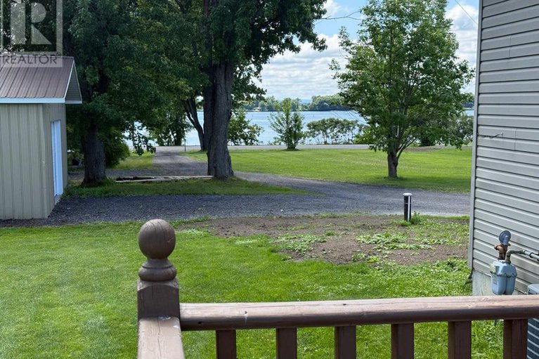 28562829/19249-county-2-road/south-glengarry-charlottenburgh-twp/south-glengarry/ontario/K0C2E0_4
