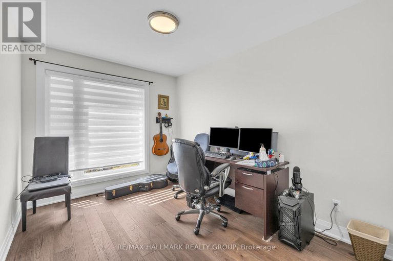 28617521/165-longpre-street/vanier/ottawa/ontario/K1L7J5_29