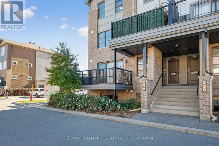 29080802/22-235-infusion-private/strandherd/ottawa/ontario/K2J5X2_4