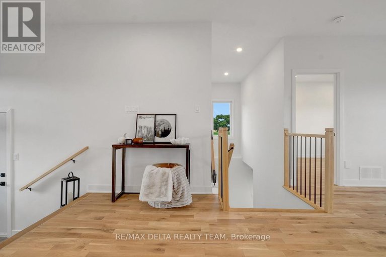 28790406/10-vicky-court/clarencerockland-twp/clarence-rockland/ontario/K0A2A0_6