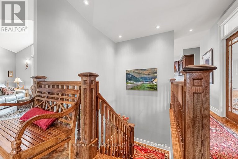 29230411/6980-mansfield-road/btwn-franktown-rd-fallowfield-rd/ottawa/ontario/K2S1B8_29