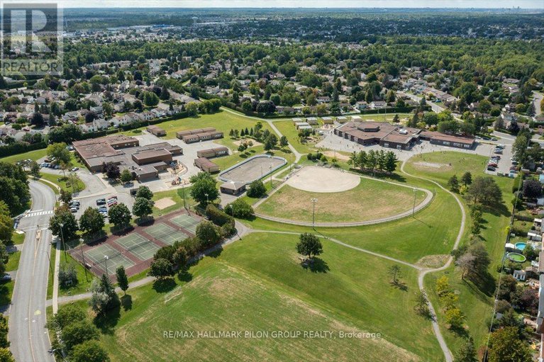 28840953/1577-prestwick-drive/bilberry-creekqueenswood-heights/ottawa/ontario/K1E2E6_19