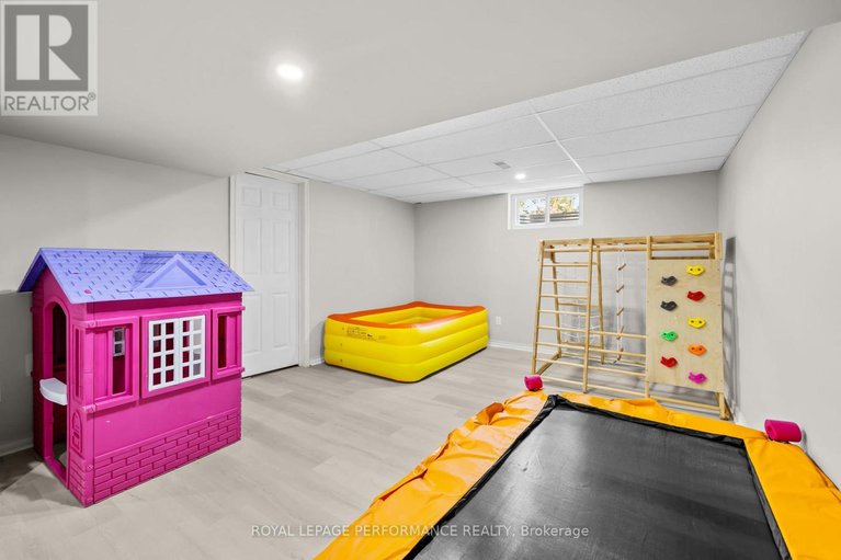 29645047/1547-st-jacques-road/russell-twp/russell/ontario/K0A1W0_31