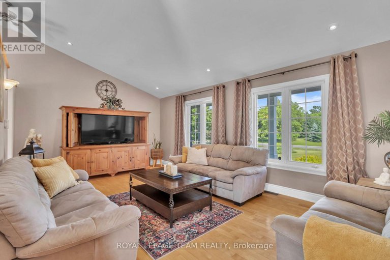 28471624/5705-lombardy-drive/osgoode/ottawa/ontario/K0A2W0_7
