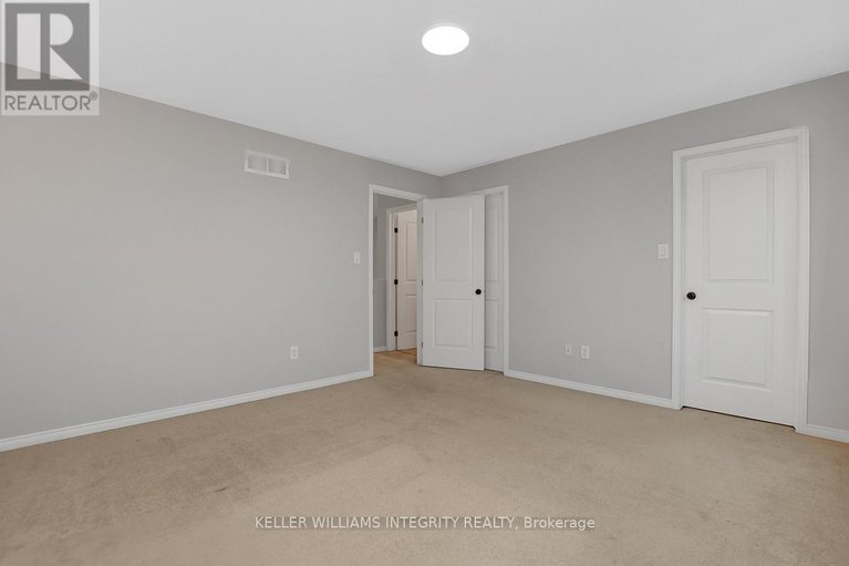 28282504/865-kennacraig-private/stonebridge/ottawa/ontario/K2J5T6_27