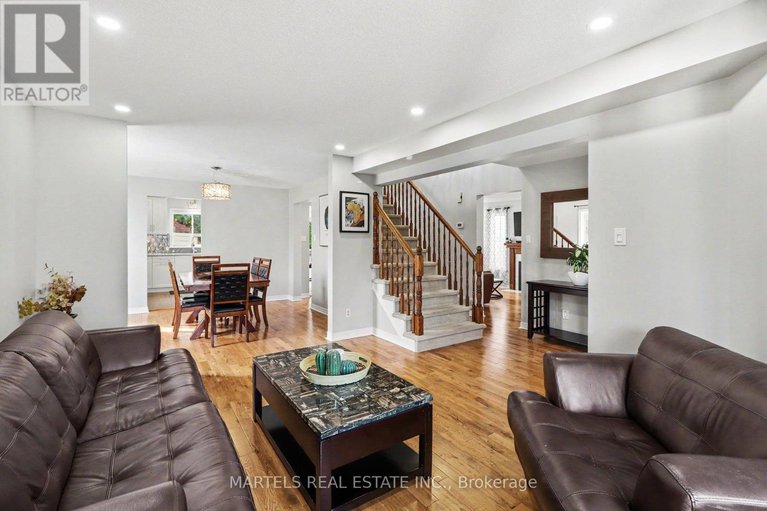 29654525/1113-saint-emmanuel-terrace/convent-glen-north/ottawa/ontario/K1C2J6_3