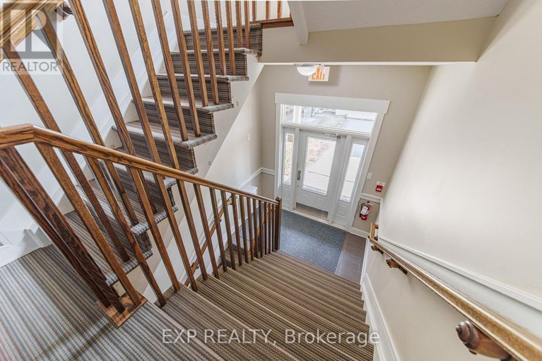 29655942/e-67-tipperary-private/longfields/ottawa/ontario/K2J2T3_4