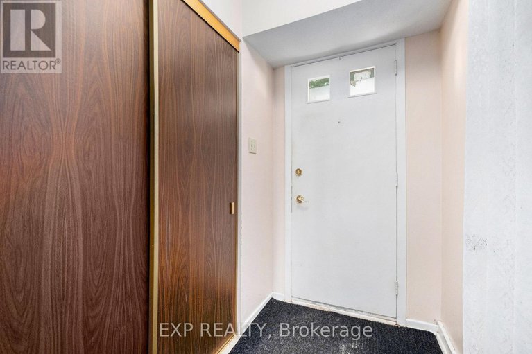 28561493/28-ashgrove-crescent/briargreen/ottawa/ontario/K2G0S3_4