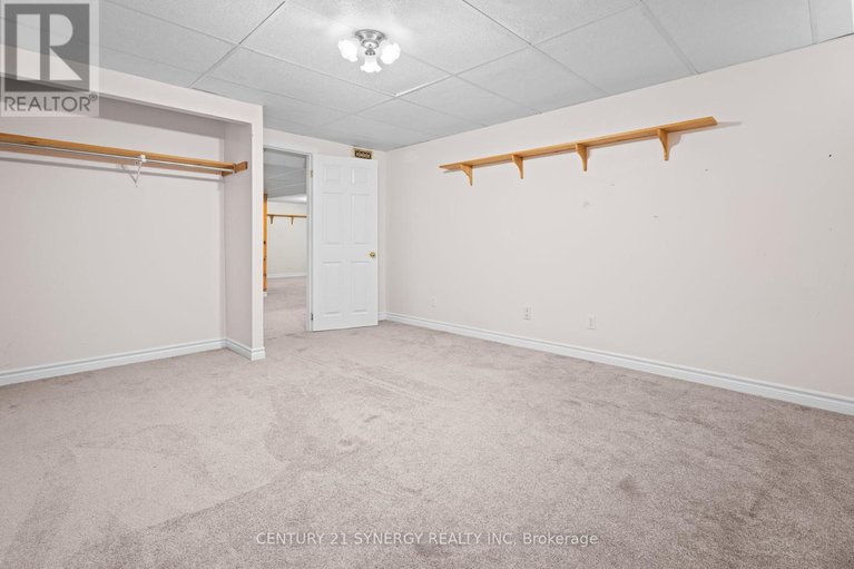 28631237/20-parkside-crescent/meadowlandscrestview/ottawa/ontario/K2G3B5_31