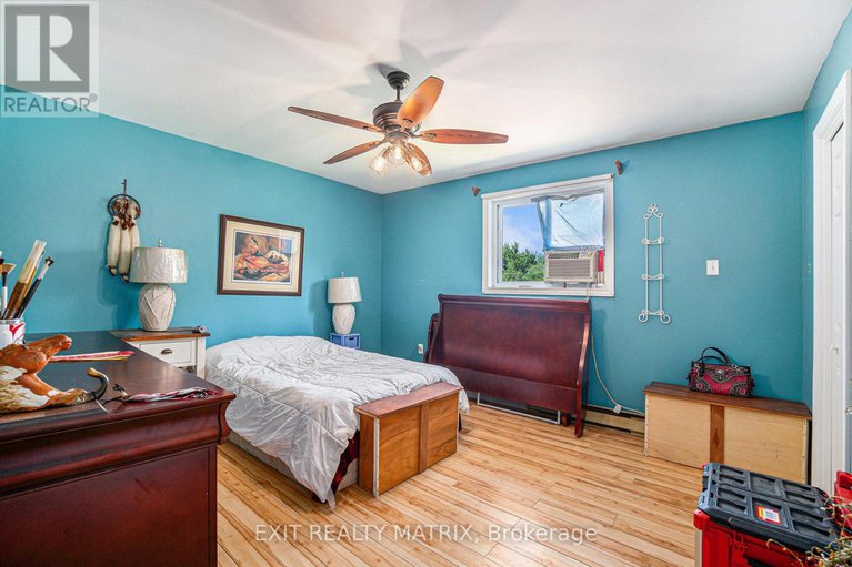 28633840/21111-concession-rd-8-road/south-glengarry-lancaster-twp/south-glengarry/ontario/K0C1L0_8