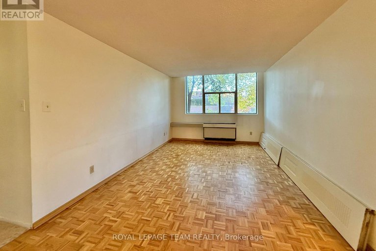 29074501/102-2760-carousel-crescent/emerald-woodssawmill-creek/ottawa/ontario/K1T2N4_4