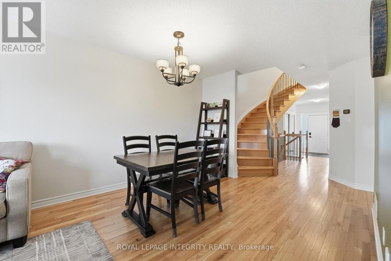 29672096/1036-marconi-avenue/morgans-grantsouth-march/ottawa/ontario/K2W0C8_11