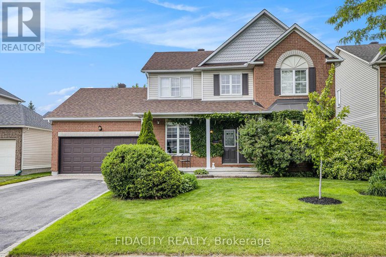 28652644/14-franklin-cathcart-crescent/stittsville-south/ottawa/ontario/K2S2A7_1