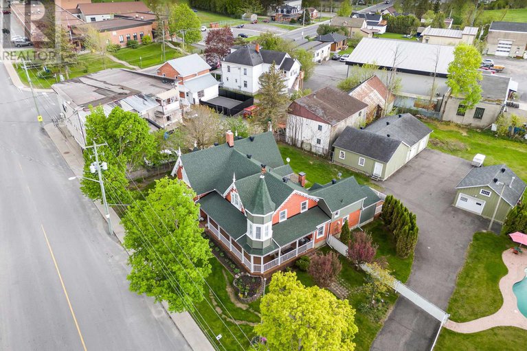 28327080/8-john-street/lorignal/champlain/ontario/K0B1K0_45