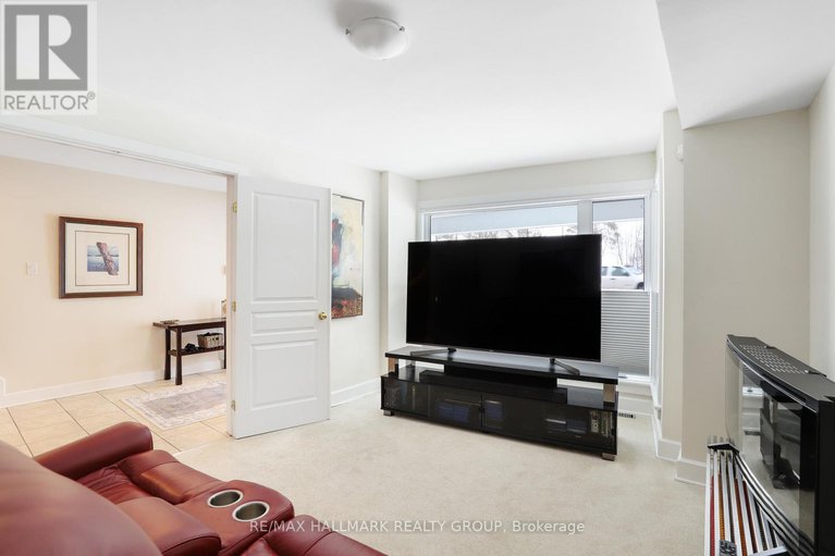 29354070/5-nautica-private-private/crystal-beach/ottawa/ontario/K2H1E5_5