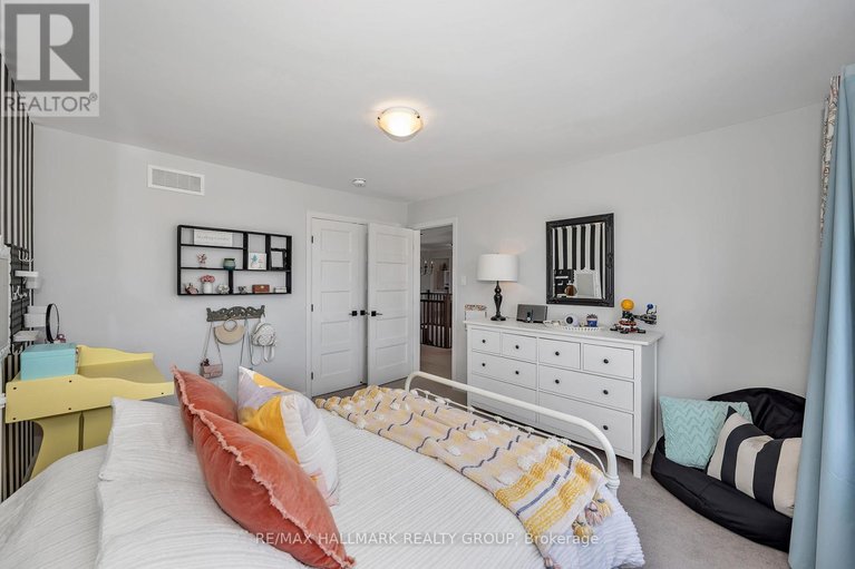 29573891/1025-diamond-street/clarencerockland-twp/clarence-rockland/ontario/K4K1P6_36