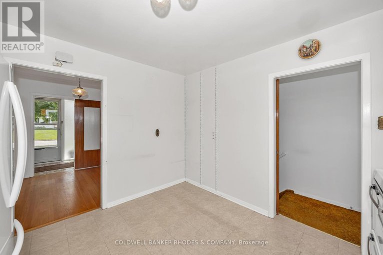 28479505/2687-basswood-crescent/riverside-park/ottawa/ontario/K1V8K2_13