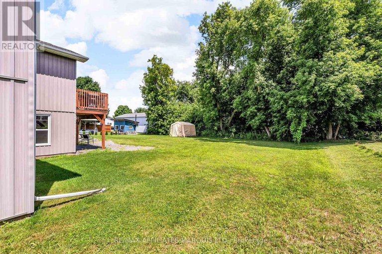 29059250/23-calco-crescent/moose-creek/north-stormont/ontario/K0C1W0_35